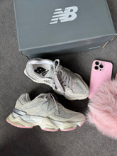 Carregar imagem no visualizador da galeria, Tênis New Balance 9060 Danone Couro Legítimo