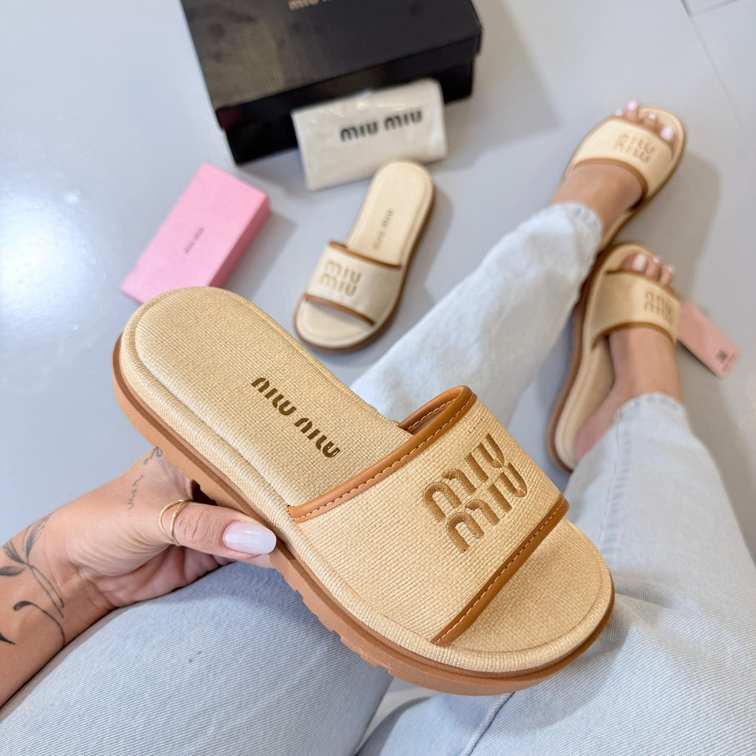 Slide Sumer Miu Miu Bege Elegancy