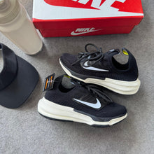 Carregar imagem no visualizador da galeria, Tênis Nike Knit B3 Preto Off
